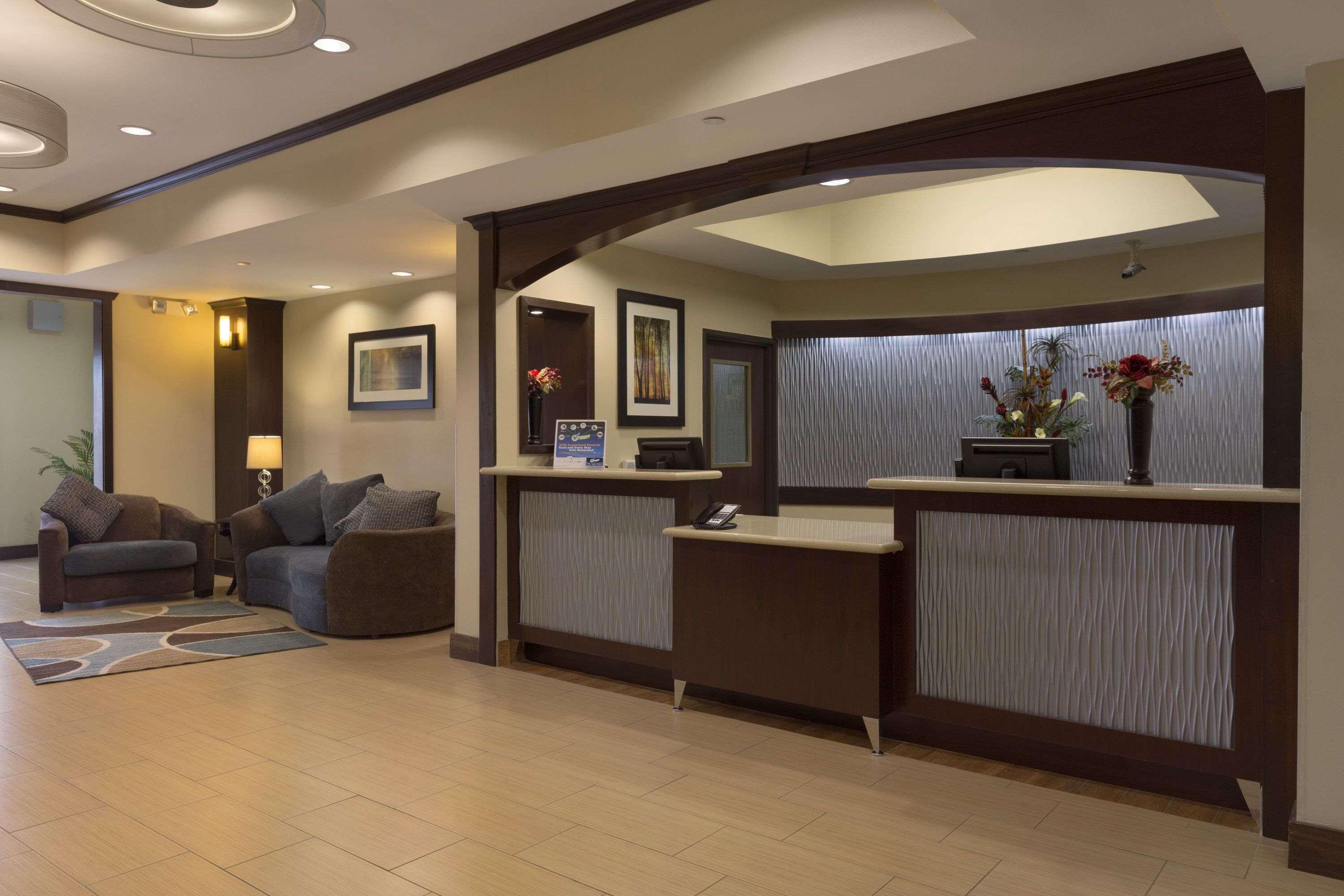 Hotel Baymont By Wyndham Victoria Exterior foto